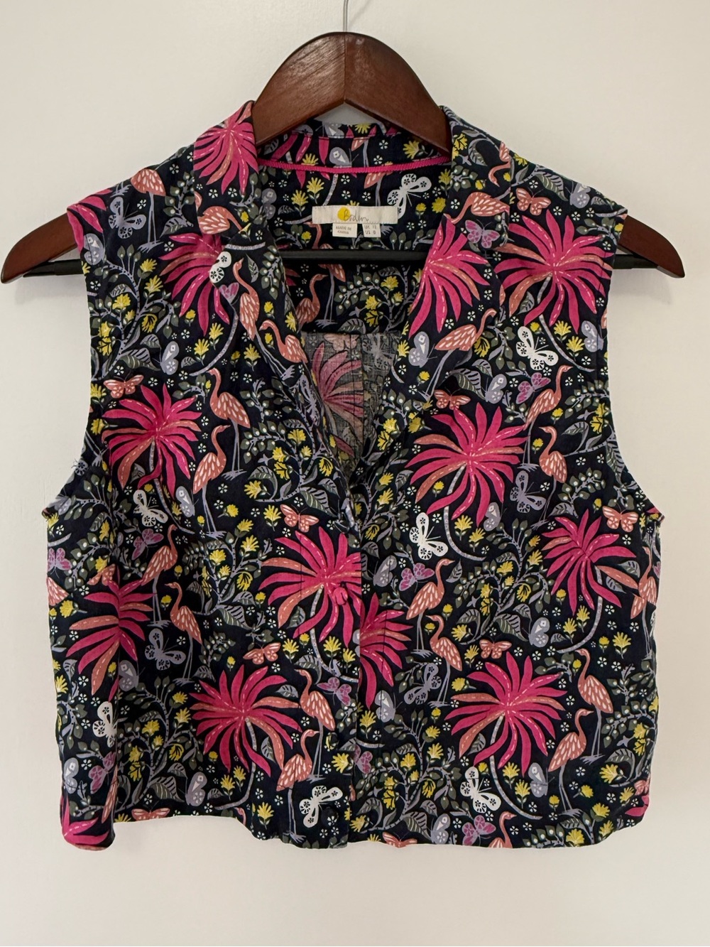 Boden Black Floral Flamingo Sleeveless Button Front Top